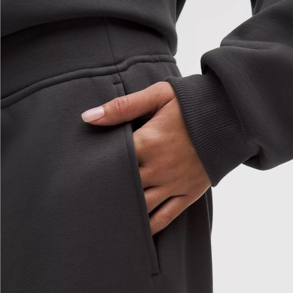 NWT Big Cozy Over-Sized Wide Leg Pants- Small - Picture 3 of 7